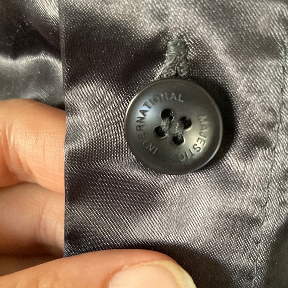 Majestic Intl Navy Sateen PJ Set EUC - Picture 6 of 12